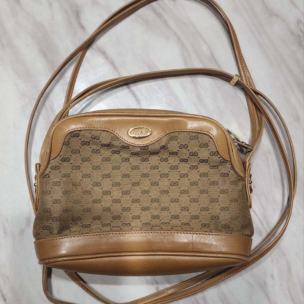 Vintage Gucci Tan Crossbody
